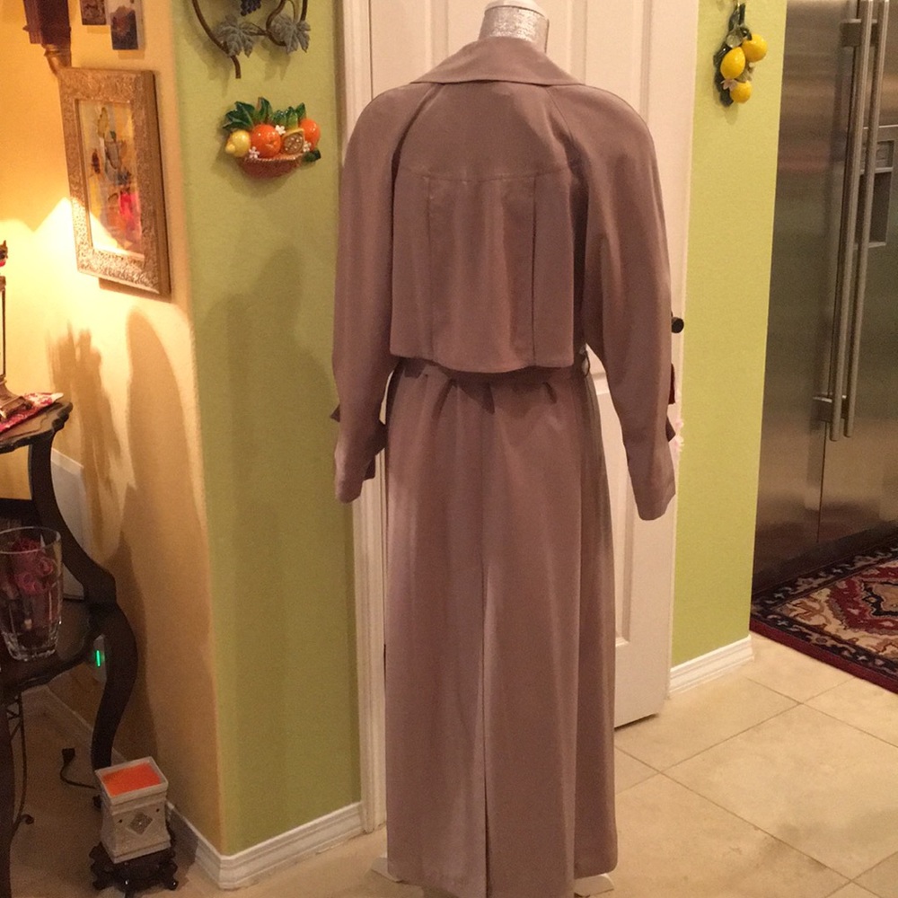 BRAND NEW TRENCH COAT - Picture 2 of 2